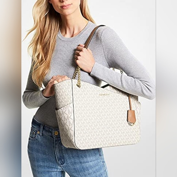 Michael Kors Jet set white large tote bag/travel bag/ shoulder bag NWT - Picture 3 of 10